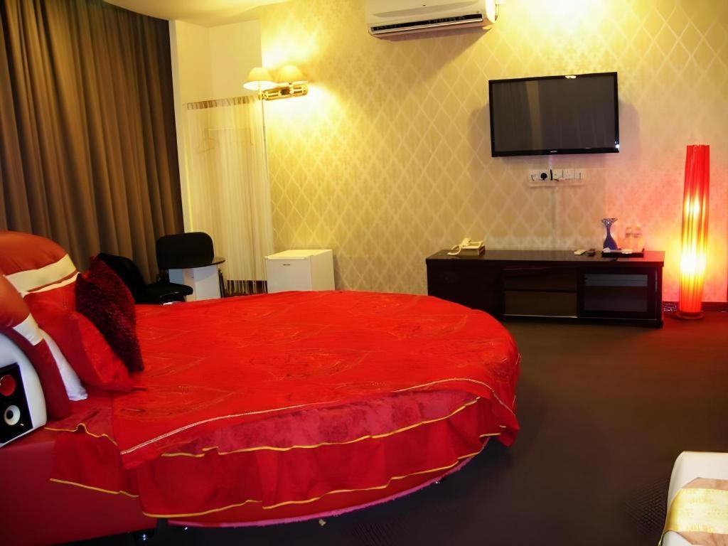 Paragon City Hotel Ipoh Exteriör bild