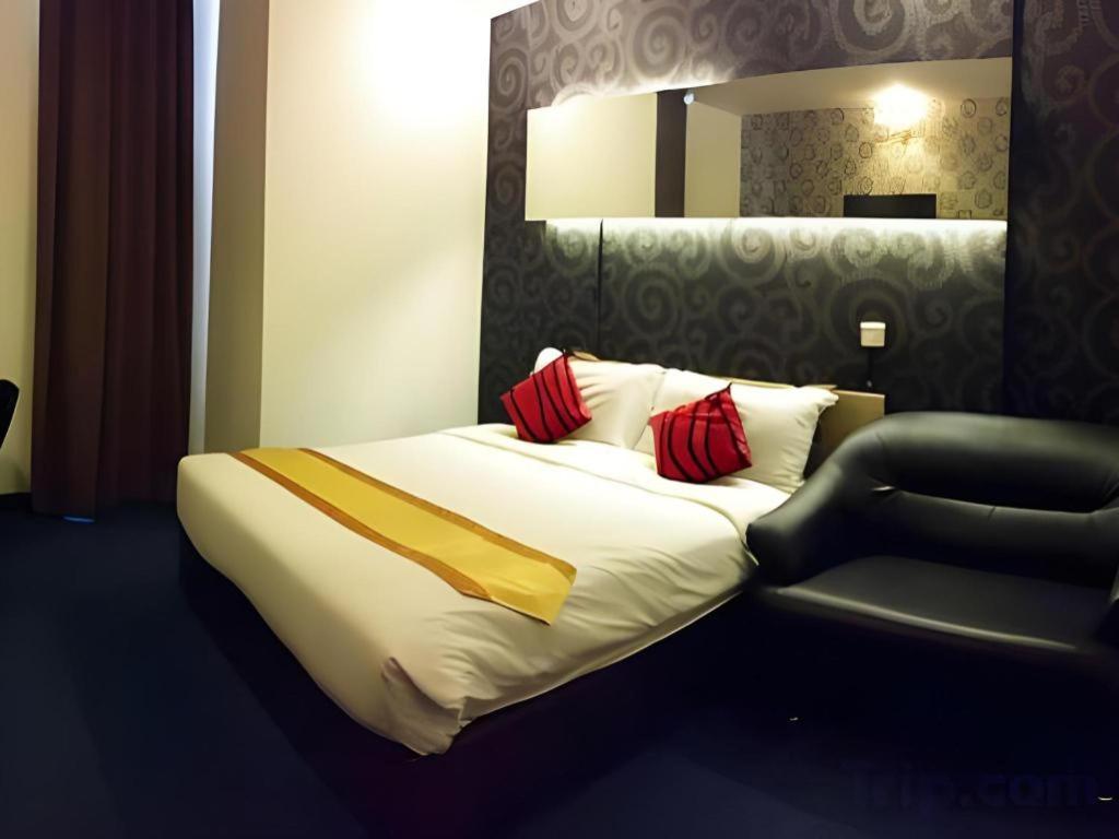 Paragon City Hotel Ipoh Exteriör bild